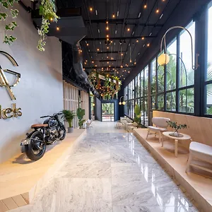 2* Hotell Ag