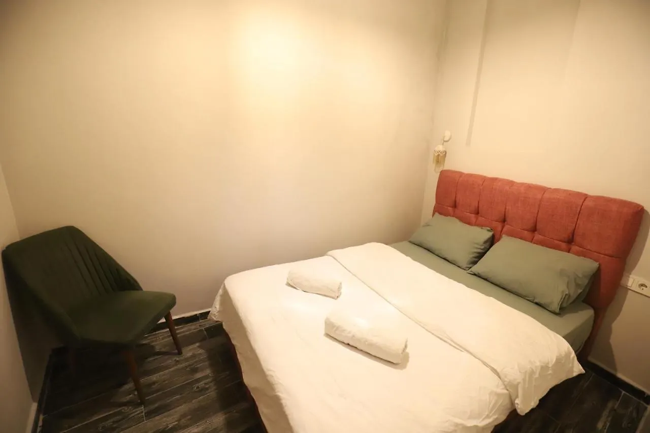 Gagarin Pub & Hotel Antalya