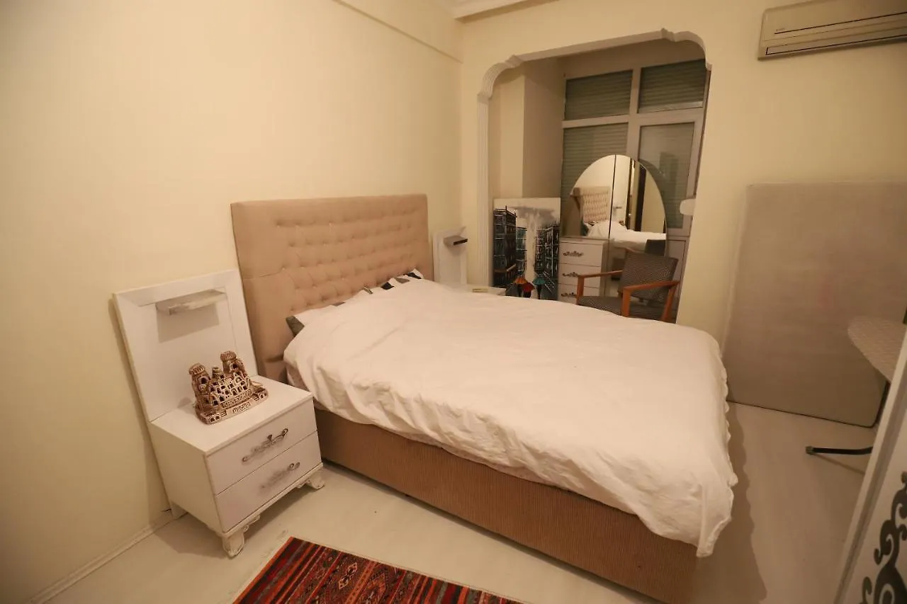 Gagarin Pub & Hotel Antalya